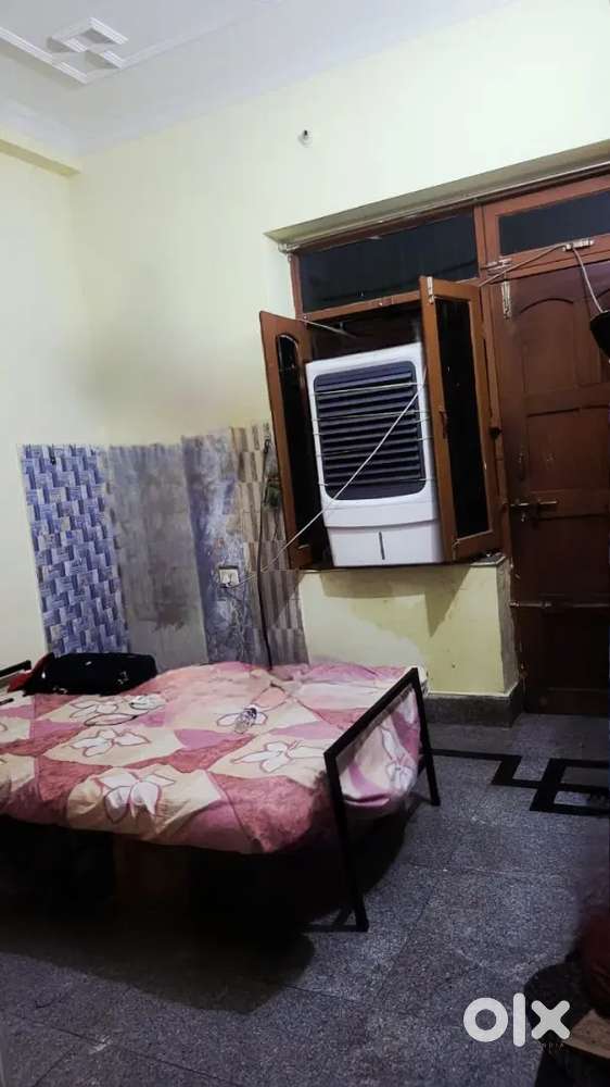 Need Room mate