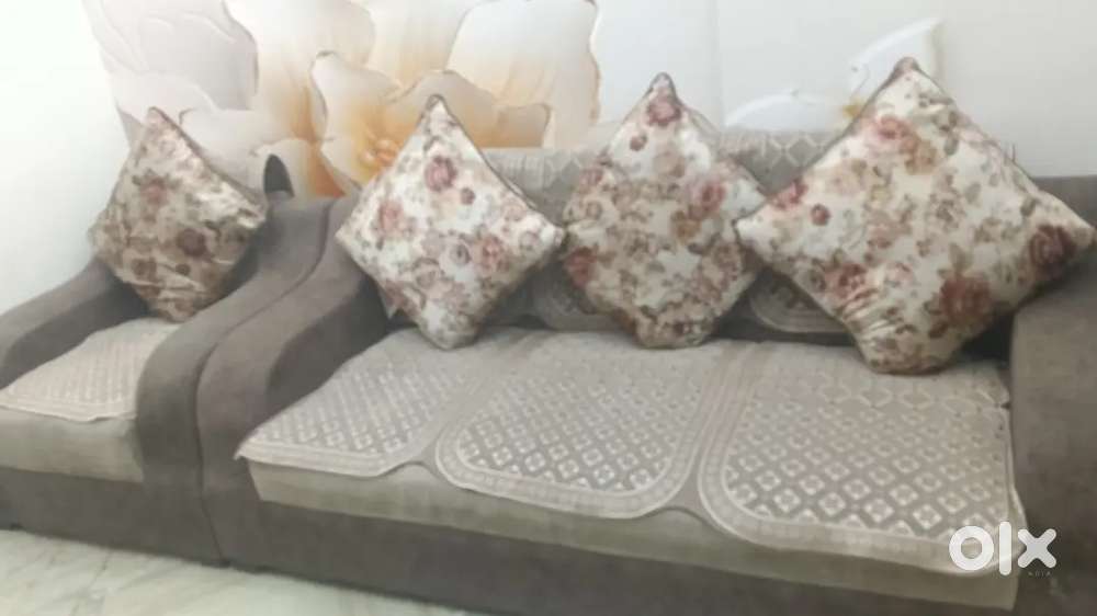 Five seater Sofa set