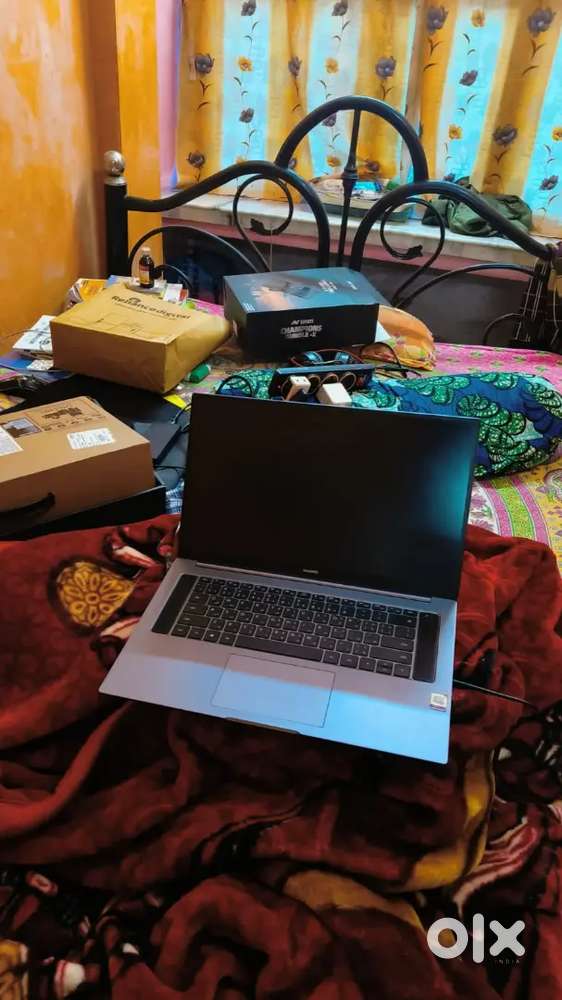 Huawei d16 16 gb ram 512 SSD hp msi asus  macbook dell lenovo  laptop