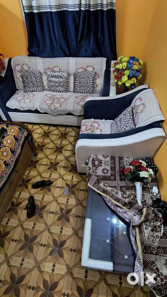 Complete sofa set for sale