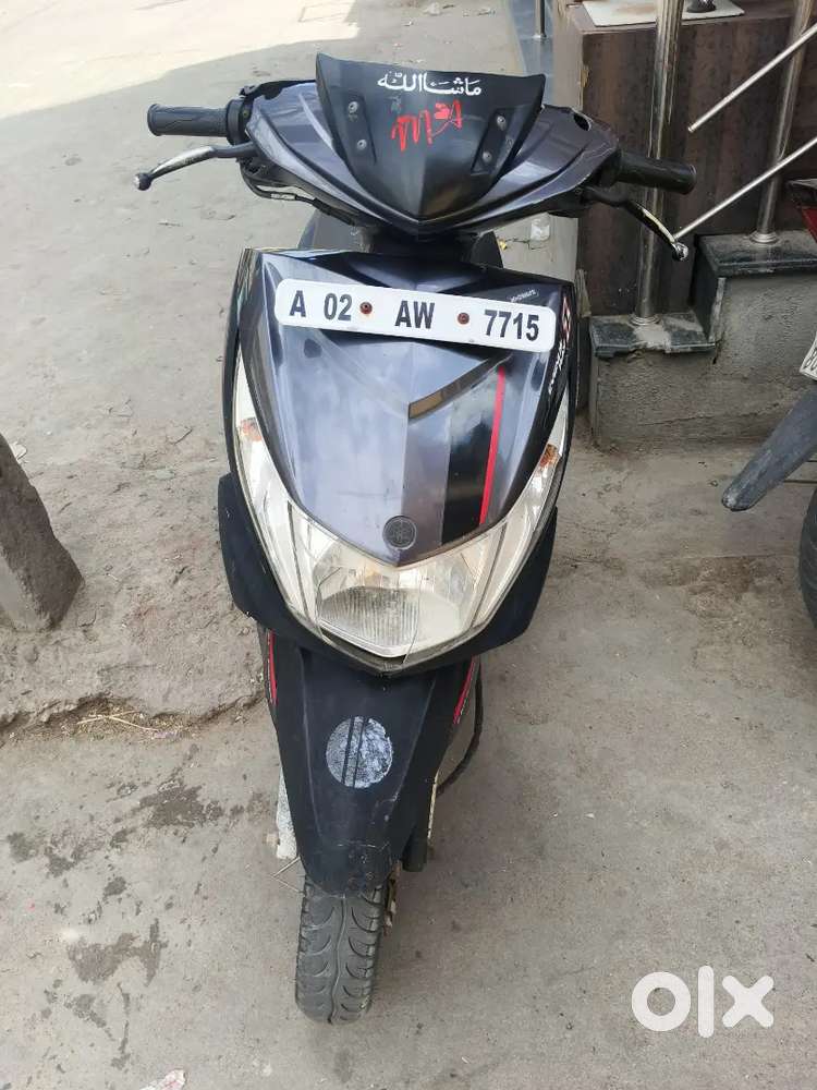 Good condition new battery self start