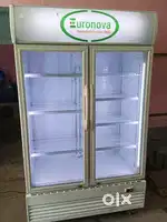 Uronova display fridge