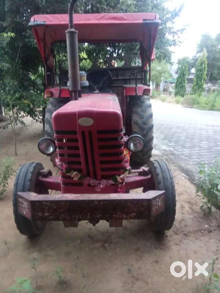 Mahindra Yuvo plus 275 DI