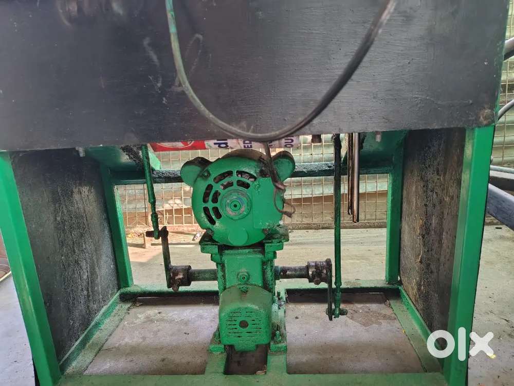 Cashew shell Breaking Current  Machine