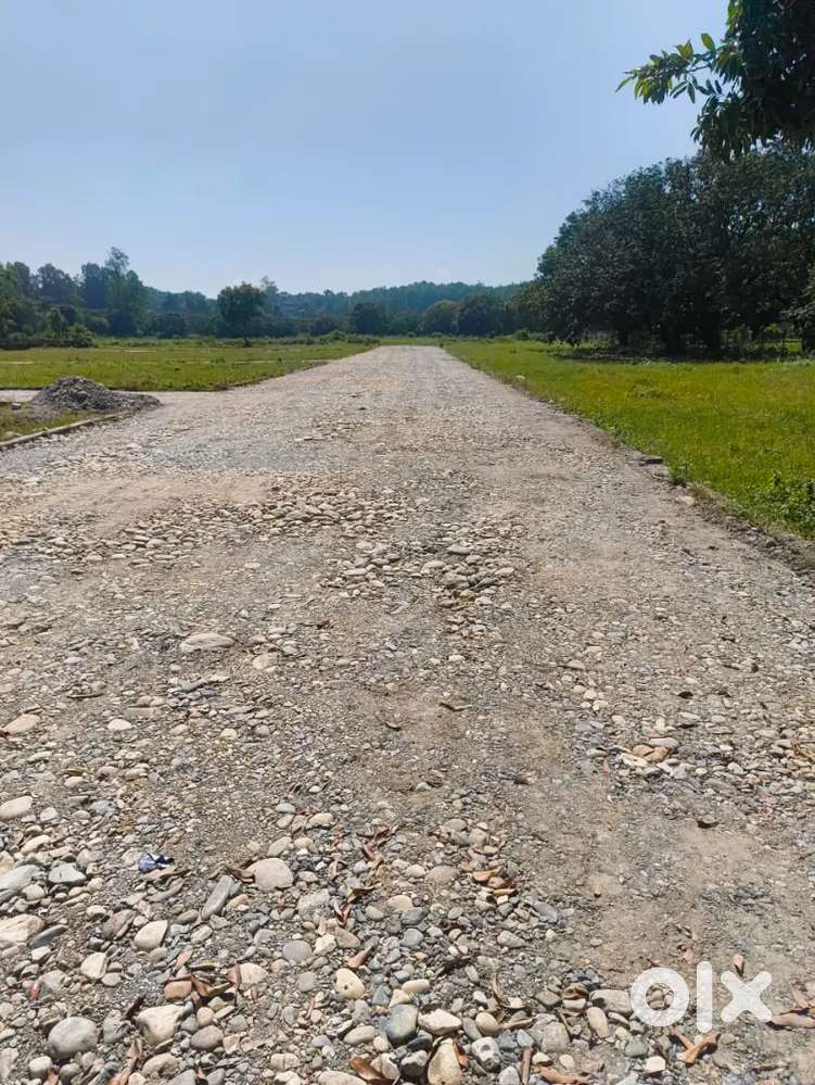 Plot for sale 30 ft wide road. Near Ratanpur chowk.