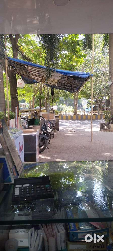 Fast food lori and place on rent