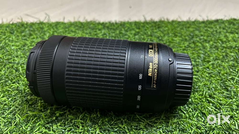 70-300 leans , NIKON , DX , VR, AF-P, 4.5 -6.3G , ED