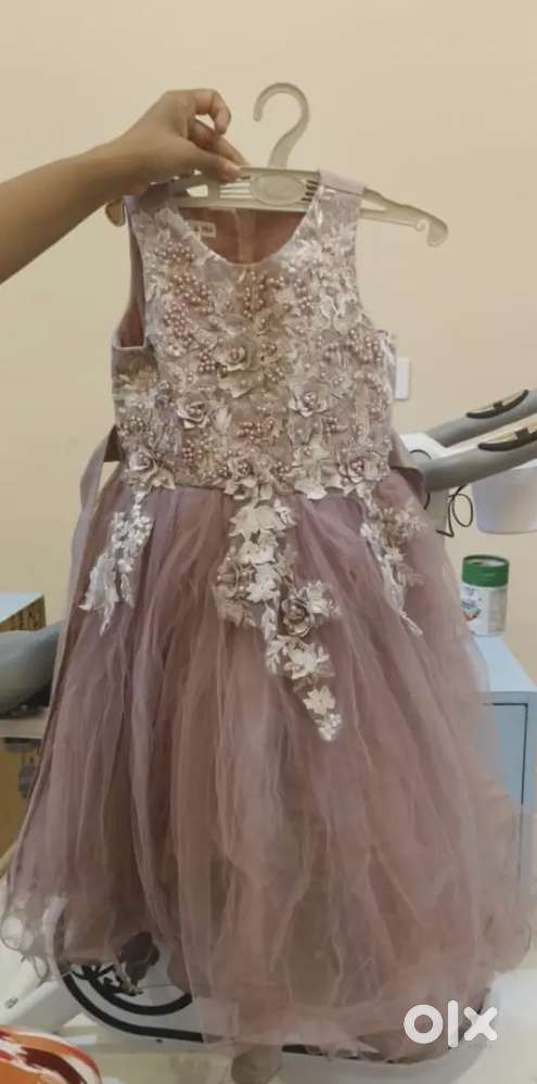 Kids evening gown for 5-7 year girl