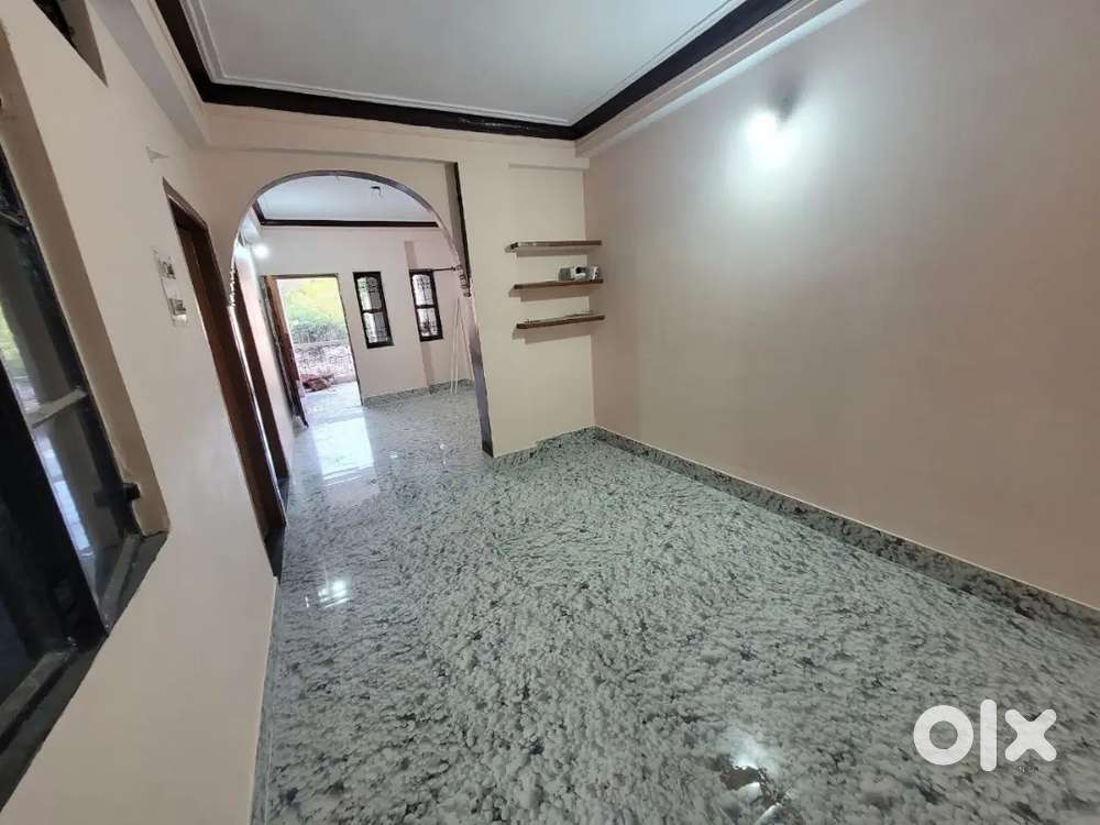 PRIME LOCATION, Luxurious & Spacious 3 BHK Flat for Rent on 1st Floor