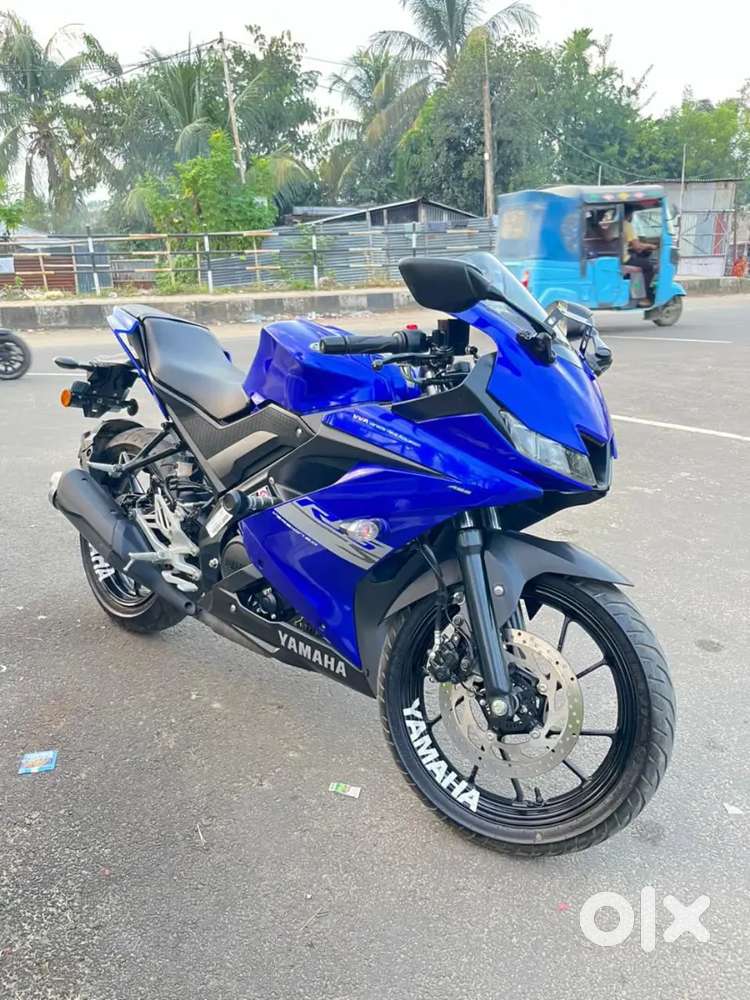 Yamaha R15