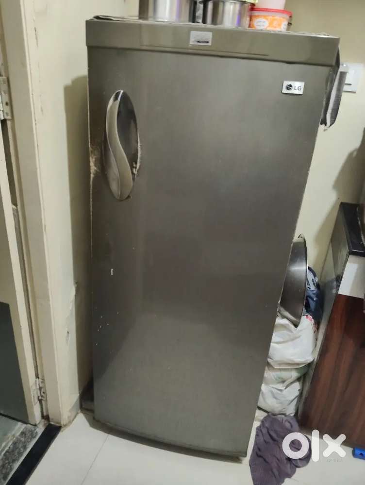 Sell For LG Fridge 185 ltr
