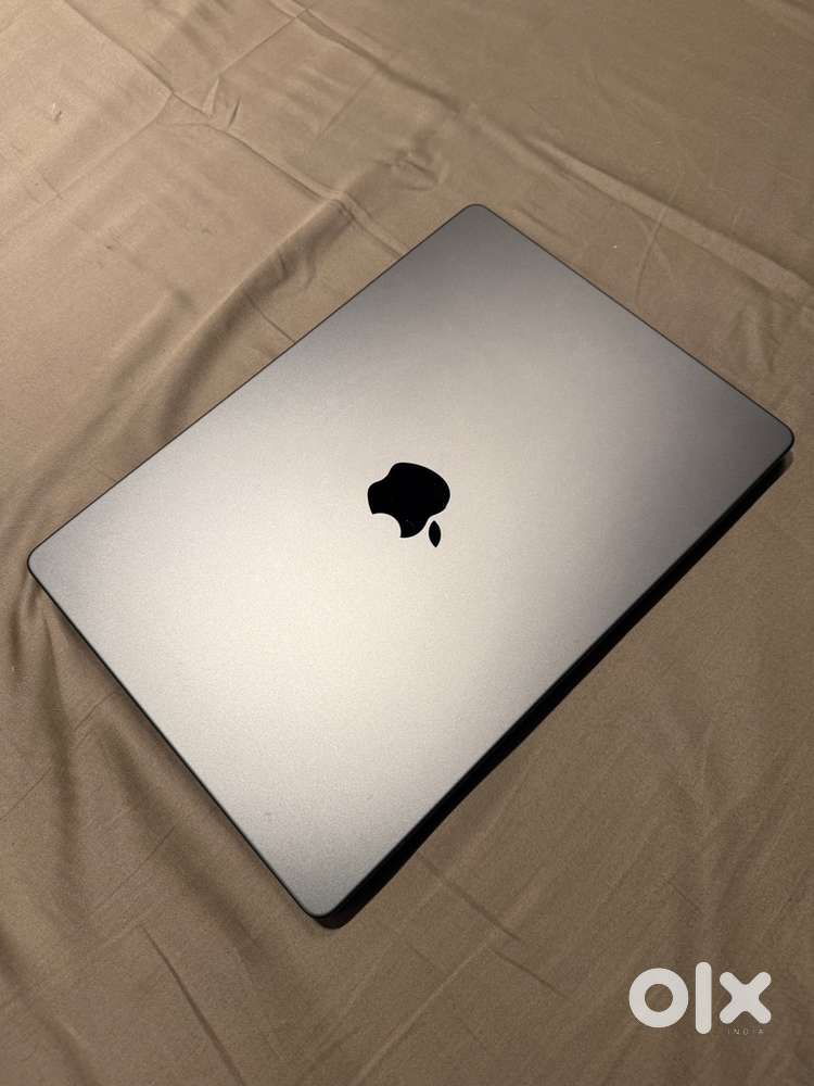 MacBook Pro 14 inch M4 Pro 24GB RAM 1TB SSD