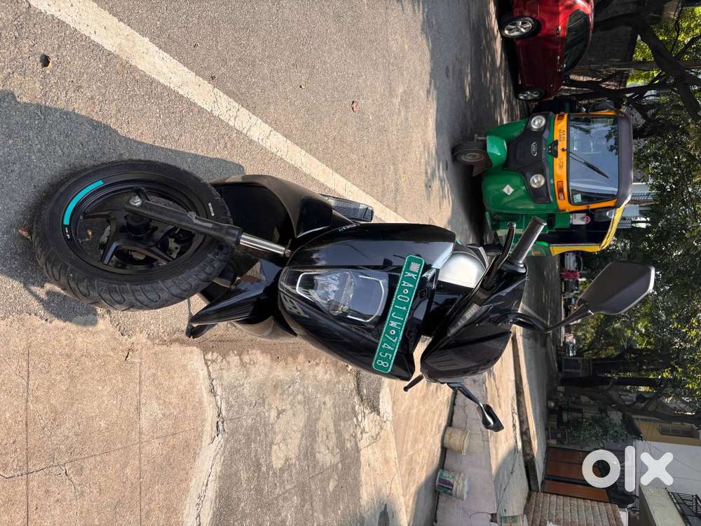 Selling Ather 450x Gen 3.1 2023 Model with Extended Battery Warranty