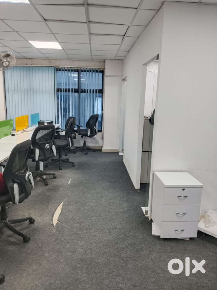 Independent Floor Spacious for Office purpose with 3 spaccious rooms