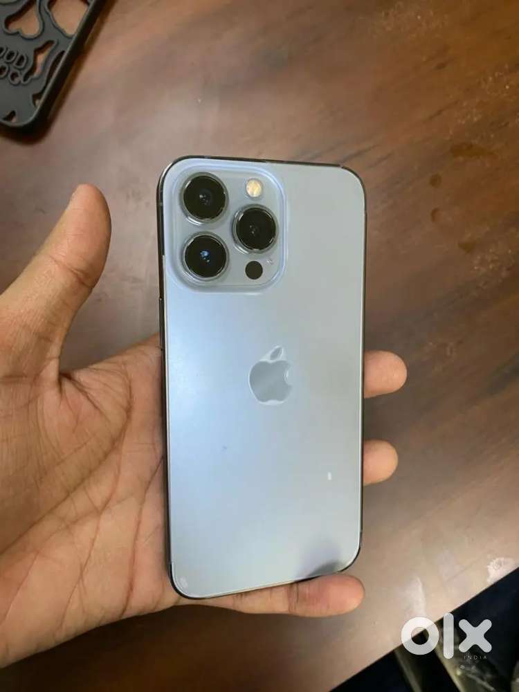 Selling My Old iPhone 13 Pro 256GB Variant with Bill-Box & Warranty.