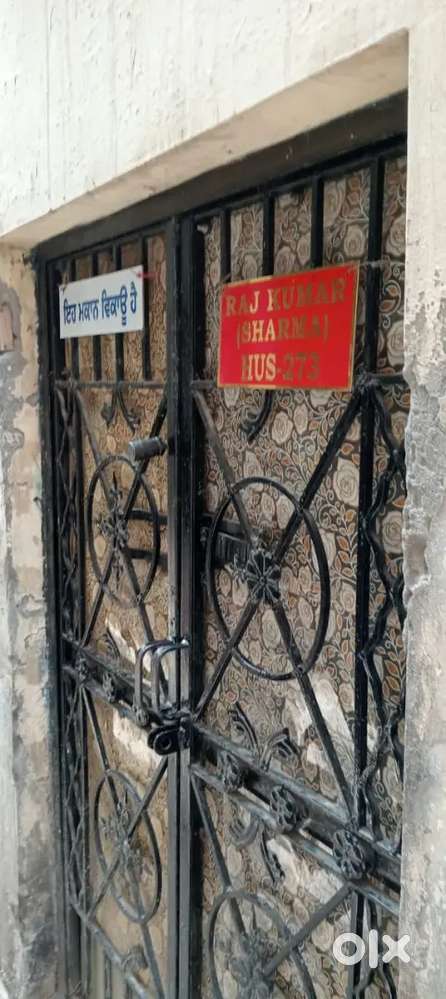 SELLING DOUBLE STORY HOUSE