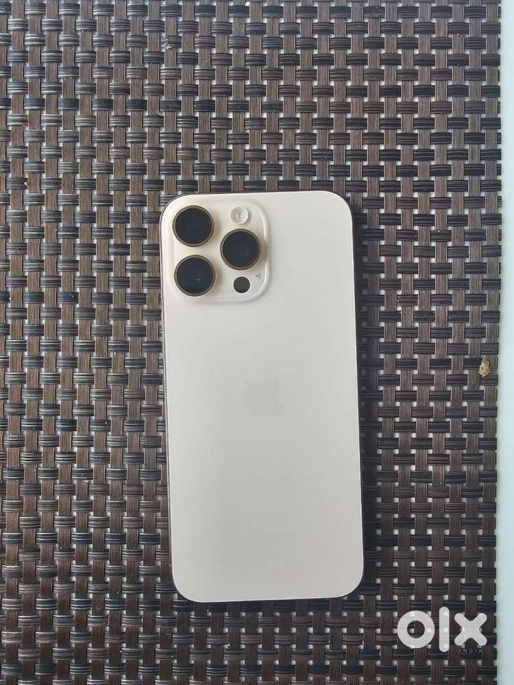 iPhone 16 Pro Max 512 GB with Apple Care Plus