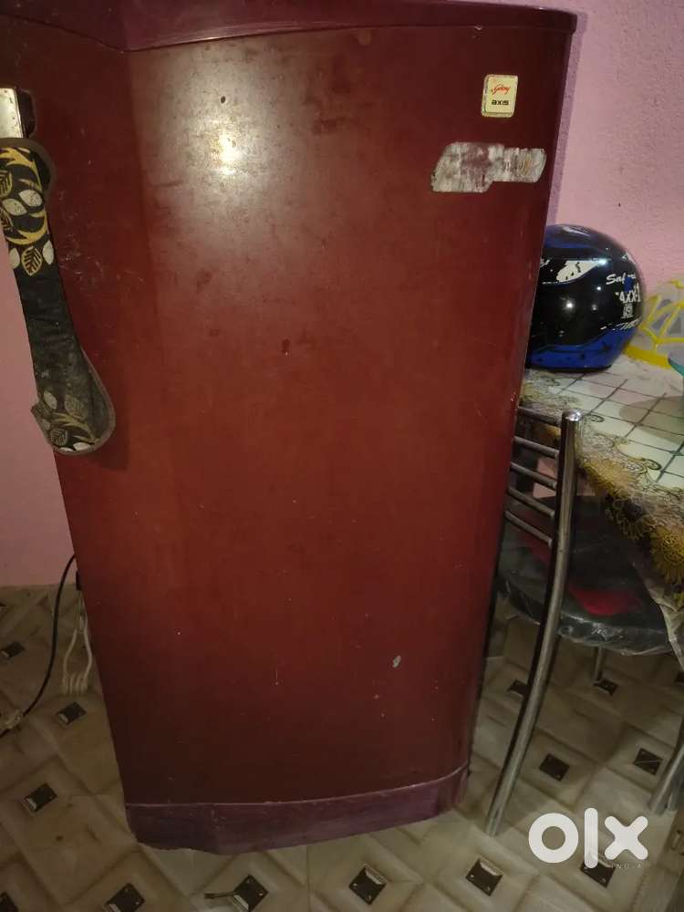 Godrej axis single door fridge in Good condition