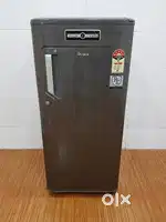 #_# Whirlpool display model 196ltrs single door refrigerator!!