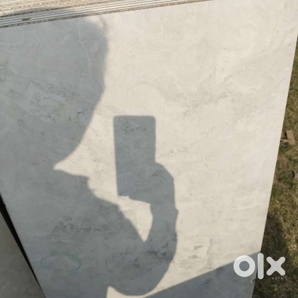 Sales man come care taker of tile godam