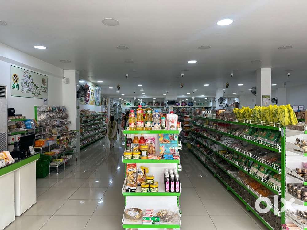 Show room for rental