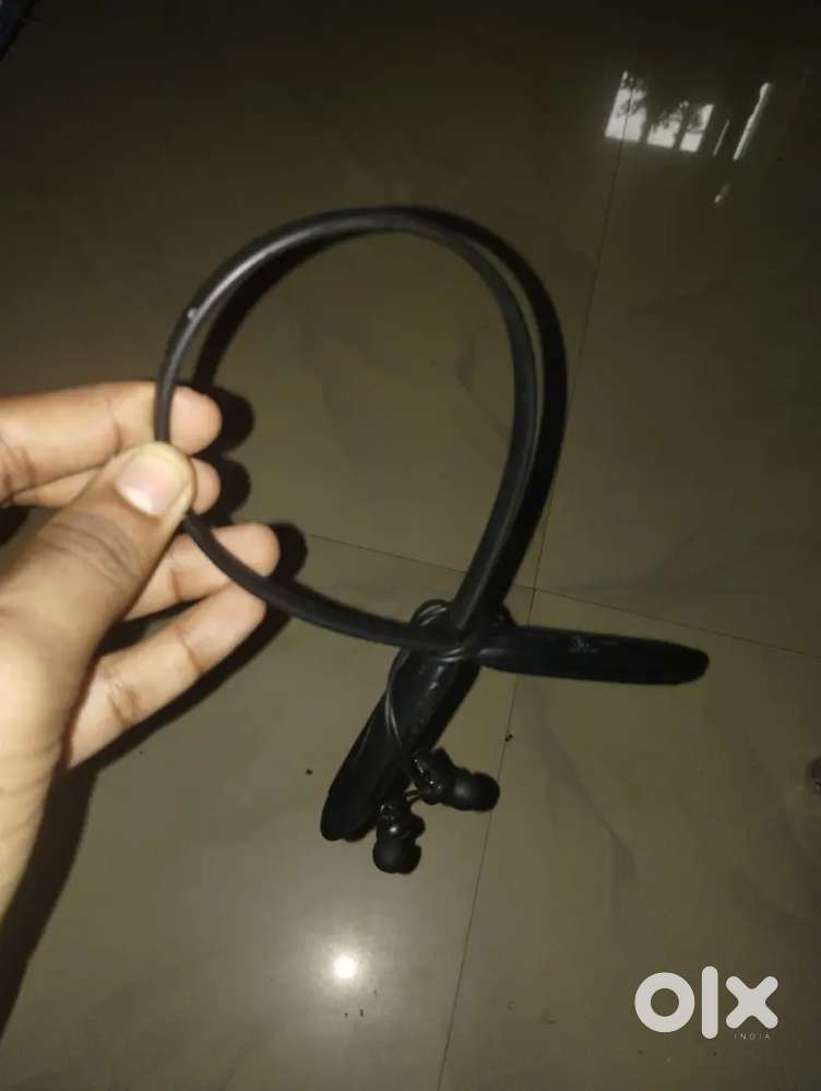 Aroma neckband