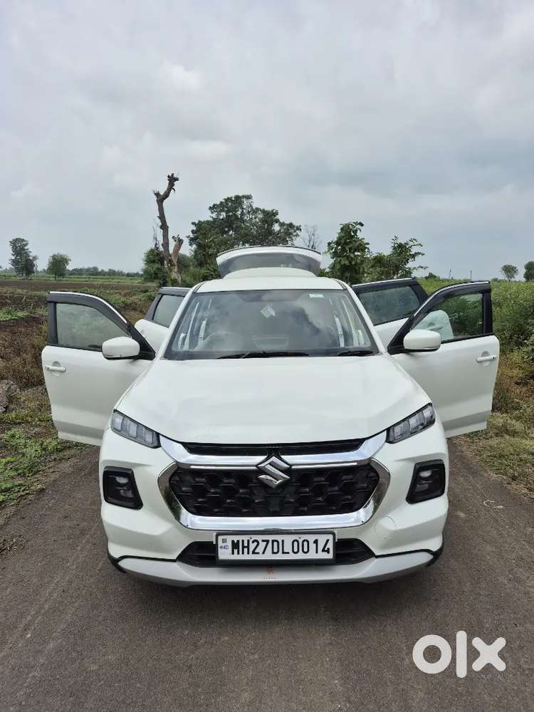 Maruti Suzuki Grand Vitara 2023 Petrol Well Maintained