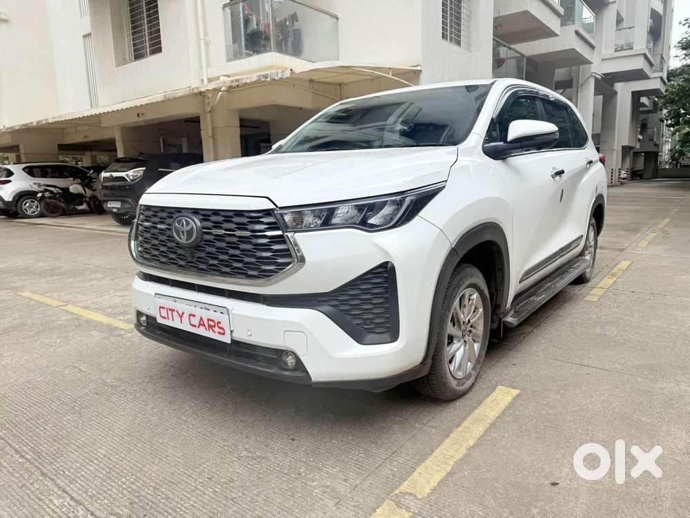 Toyota Innova Hycross 7S OPTION, 2024, Petrol