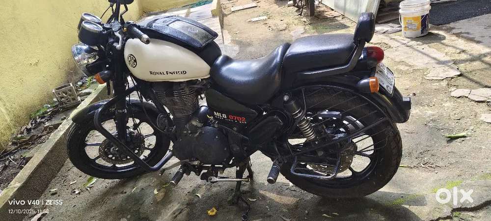 Thunderbird 350 X white