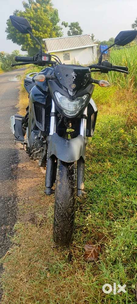 YAMAHA 250 CC ,FZ25