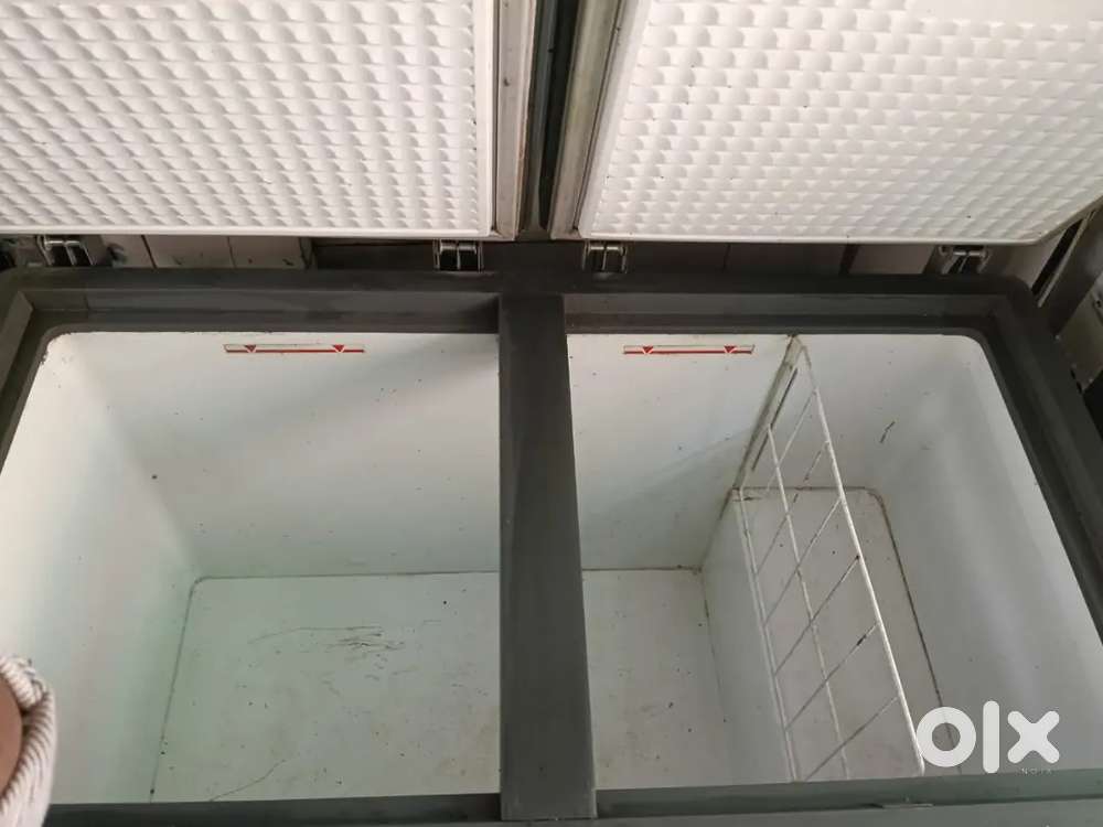 Voltas 277 deep freezer