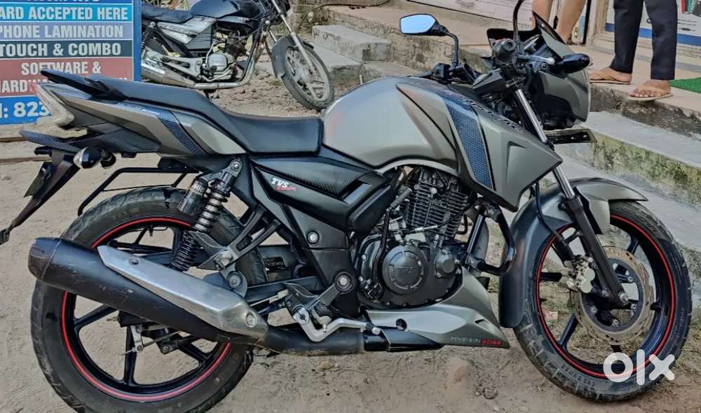 TVS Apache RTR 160 2017 Model.