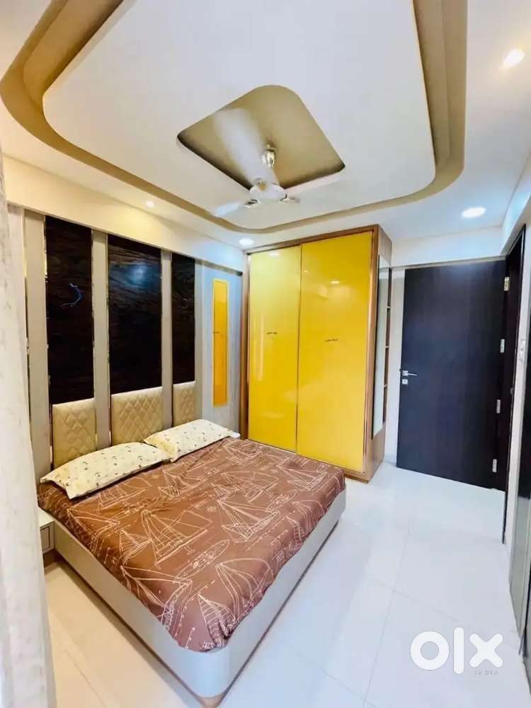 Looking for female flatmate in Double occupancy