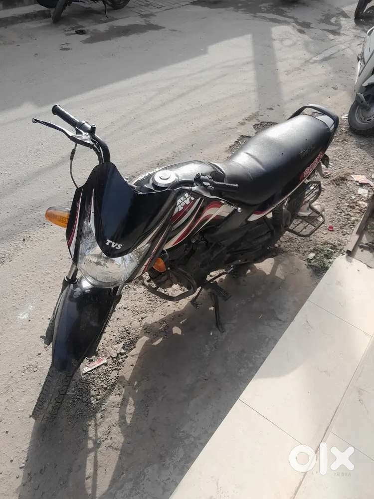 Motor cycle tvs sports