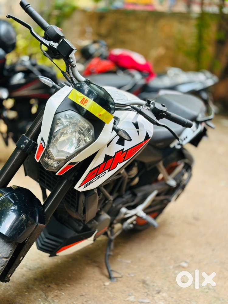 KTM DUKE 200 BS/4 2019