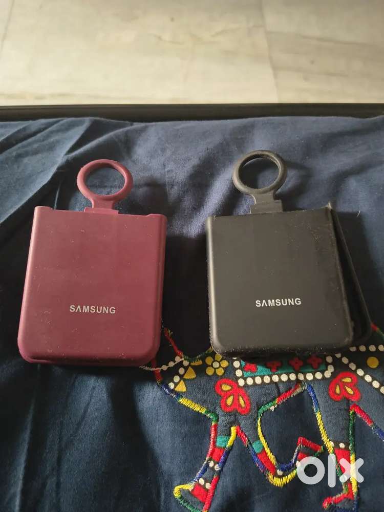 Selling mobile back cover .