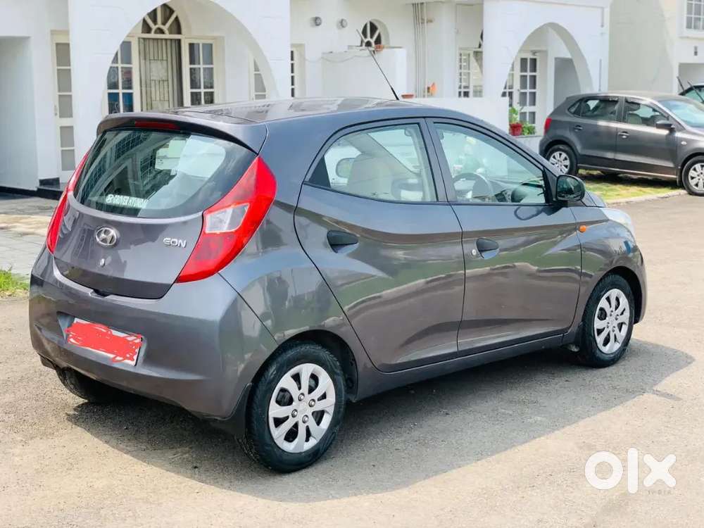 Hyundai EON 2018 Petrol 70000 Km Driven