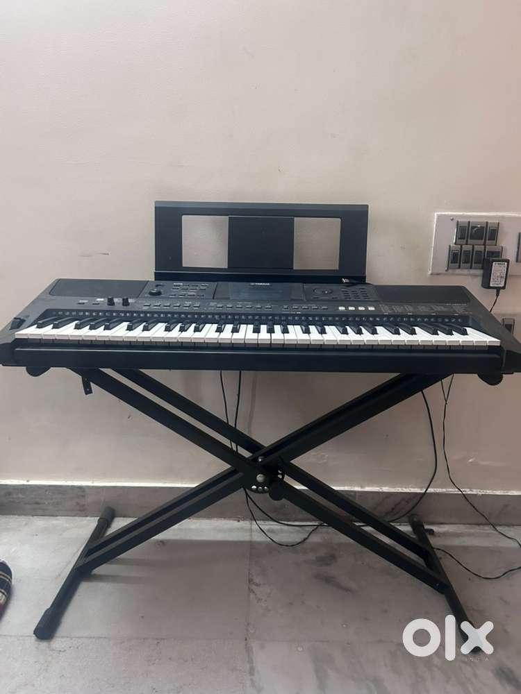 Yamaha psr e463