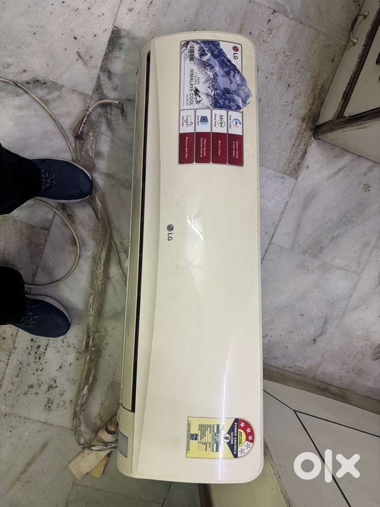 Lg split Ac 1 ton 3 star