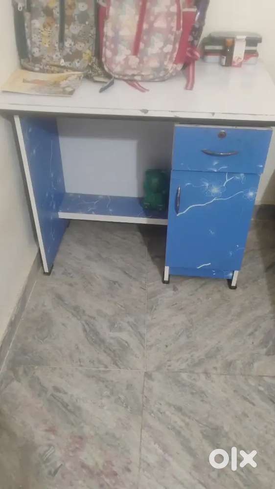 Wooden Cumpur table