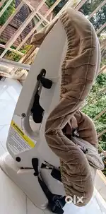 Car child safety seat