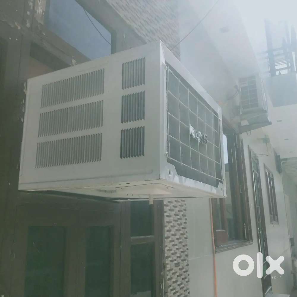 Voltas window AC 1.50 Ton