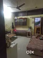Sharing room available for girls