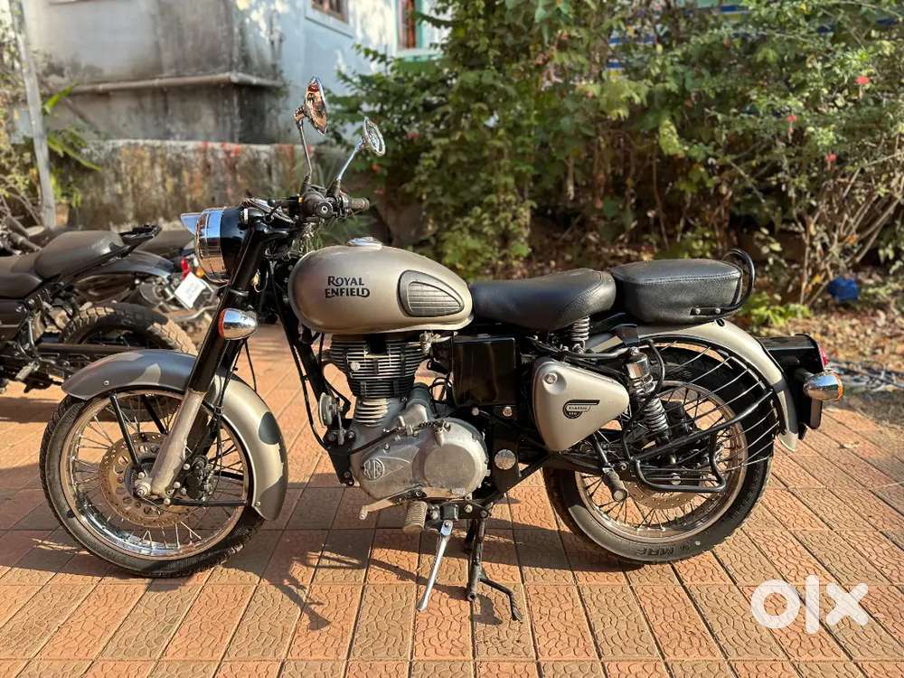 ROYAL ENFIELD  BULLET