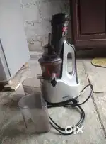 Cold press juicer