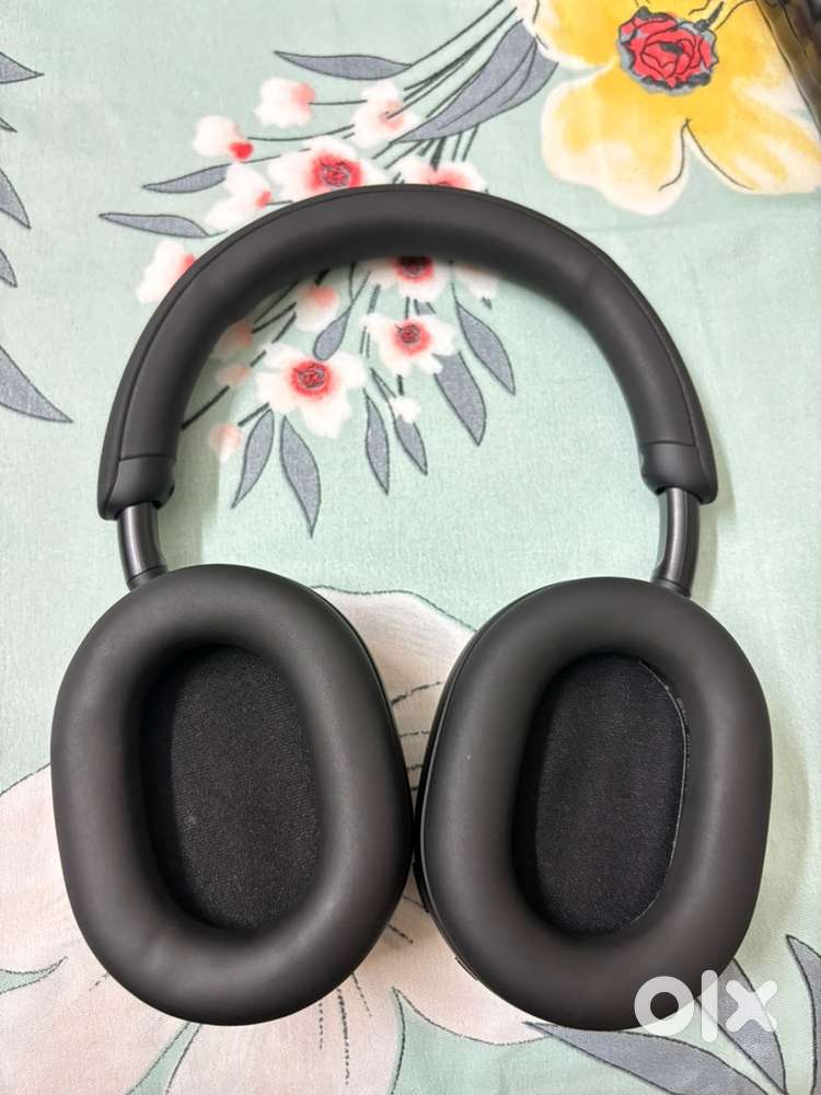 Sony WH-1000XM5 Wireless Noise Cancelling Headphones