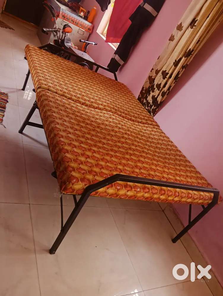Foldable bed,new buy before 1 month shiriharipurm coromandal gate