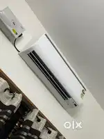Daikin 1.5 ton spilt ac  + v- Guard vg 400 4 kVA stabilizer