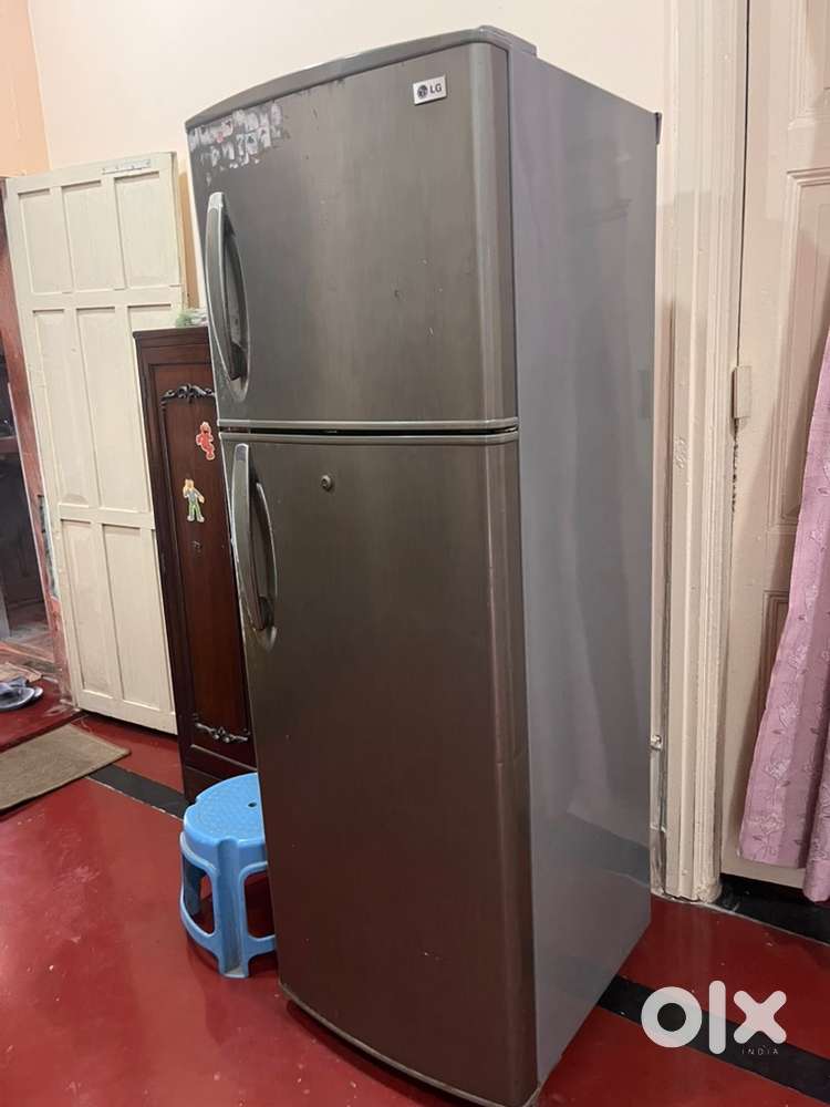 Lg 310 litre fridge full working condition