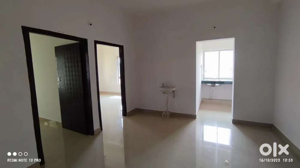 Independent Single Room 7.5K and 8.5K at Six Mile, Down Town